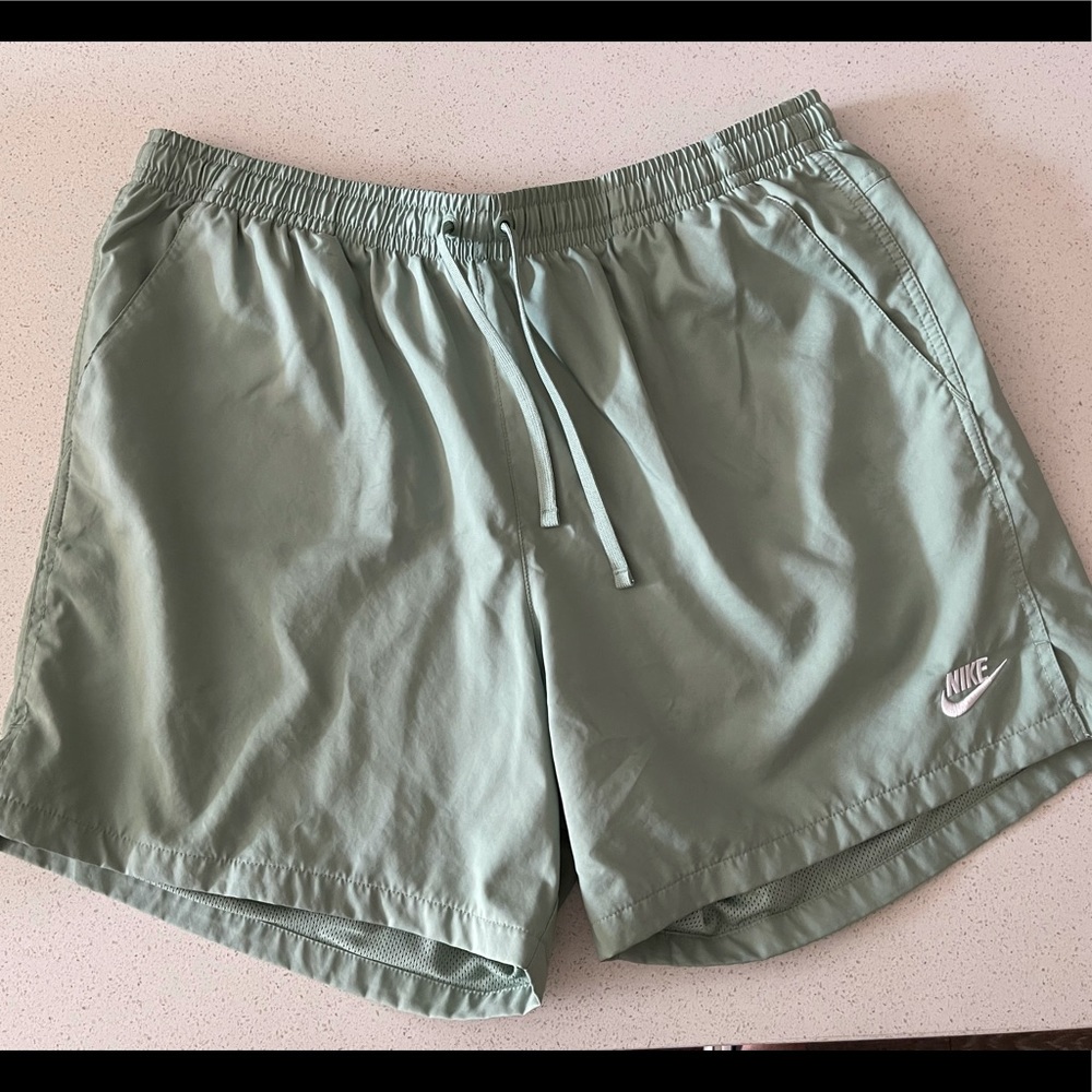 Nike 6in woven shorts